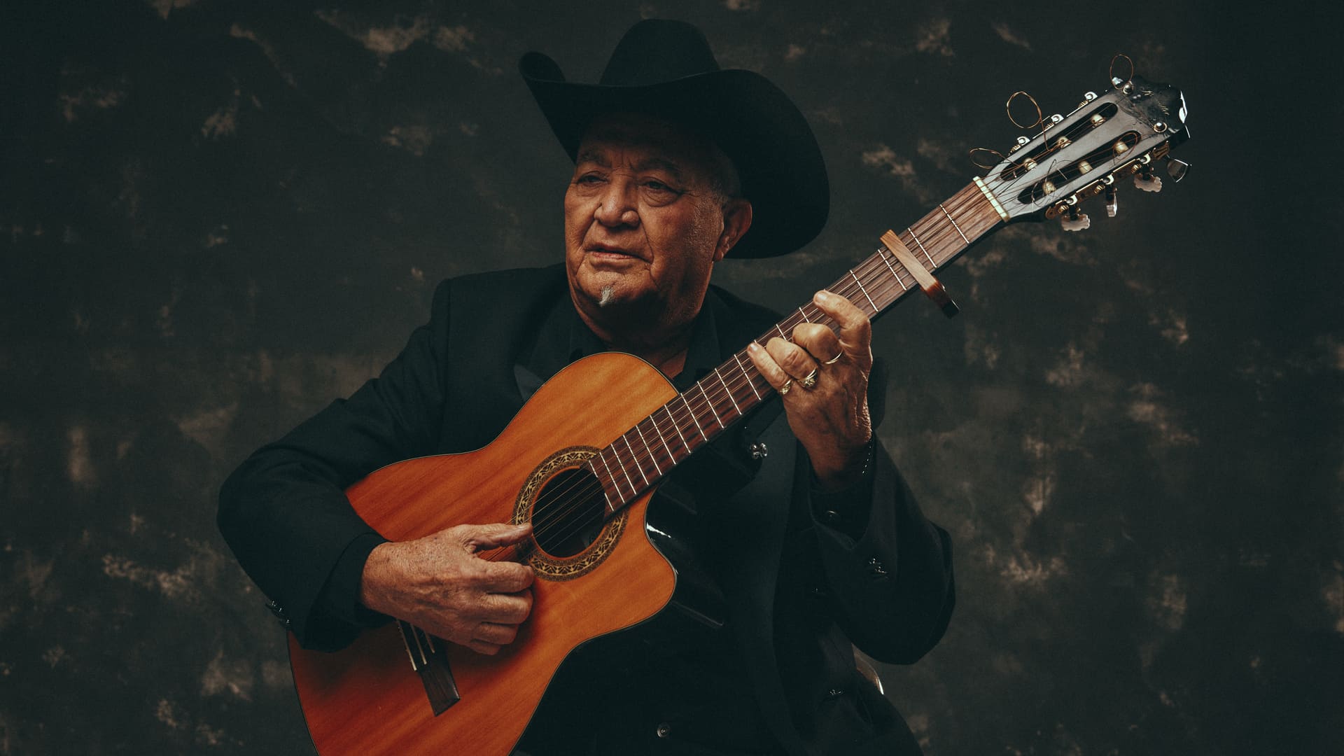 Eliades Ochoa